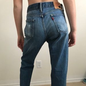 LEVIS MOM JEAN